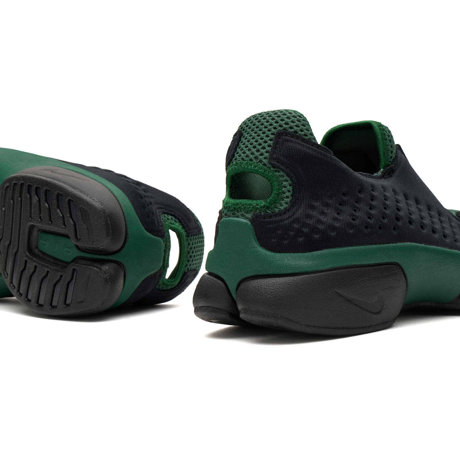 Women's Rift 2 Sneaker Black/Red/Green
