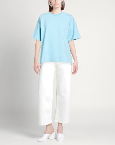 Woman T