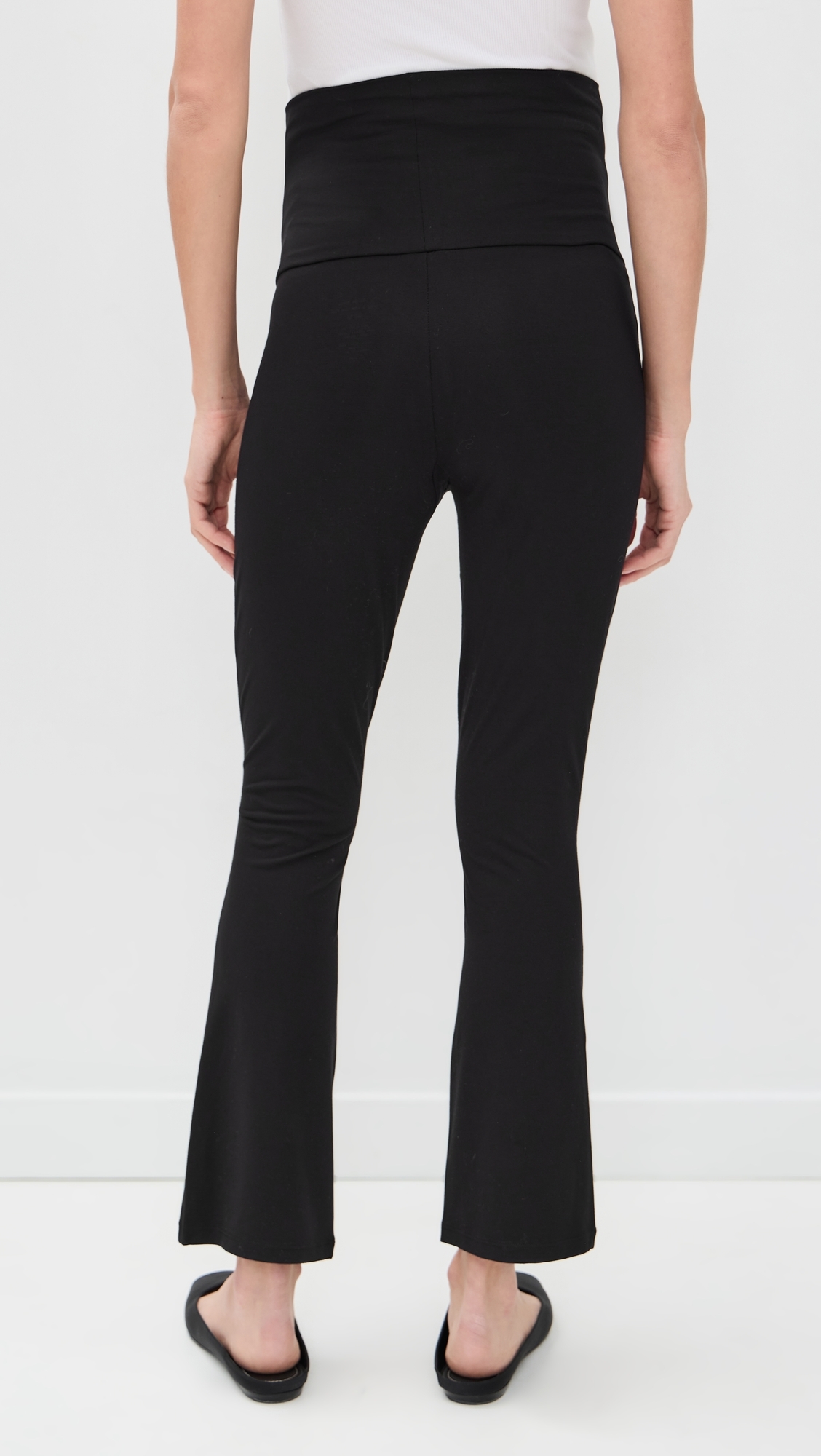 The Bodyflex Crop Flare Leggings Black
