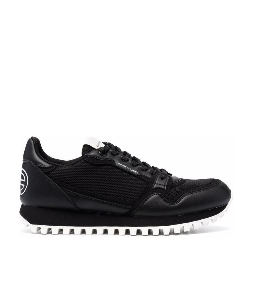 Low-top lace-up sneakers