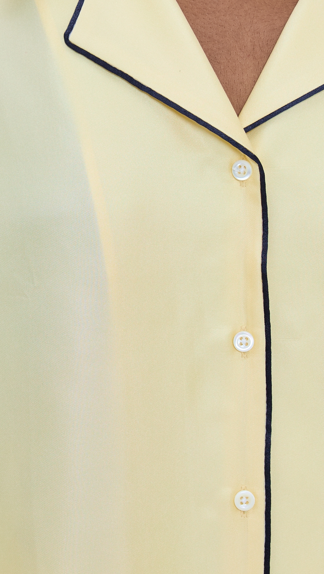 Notched Collar Shirt Butter/Black