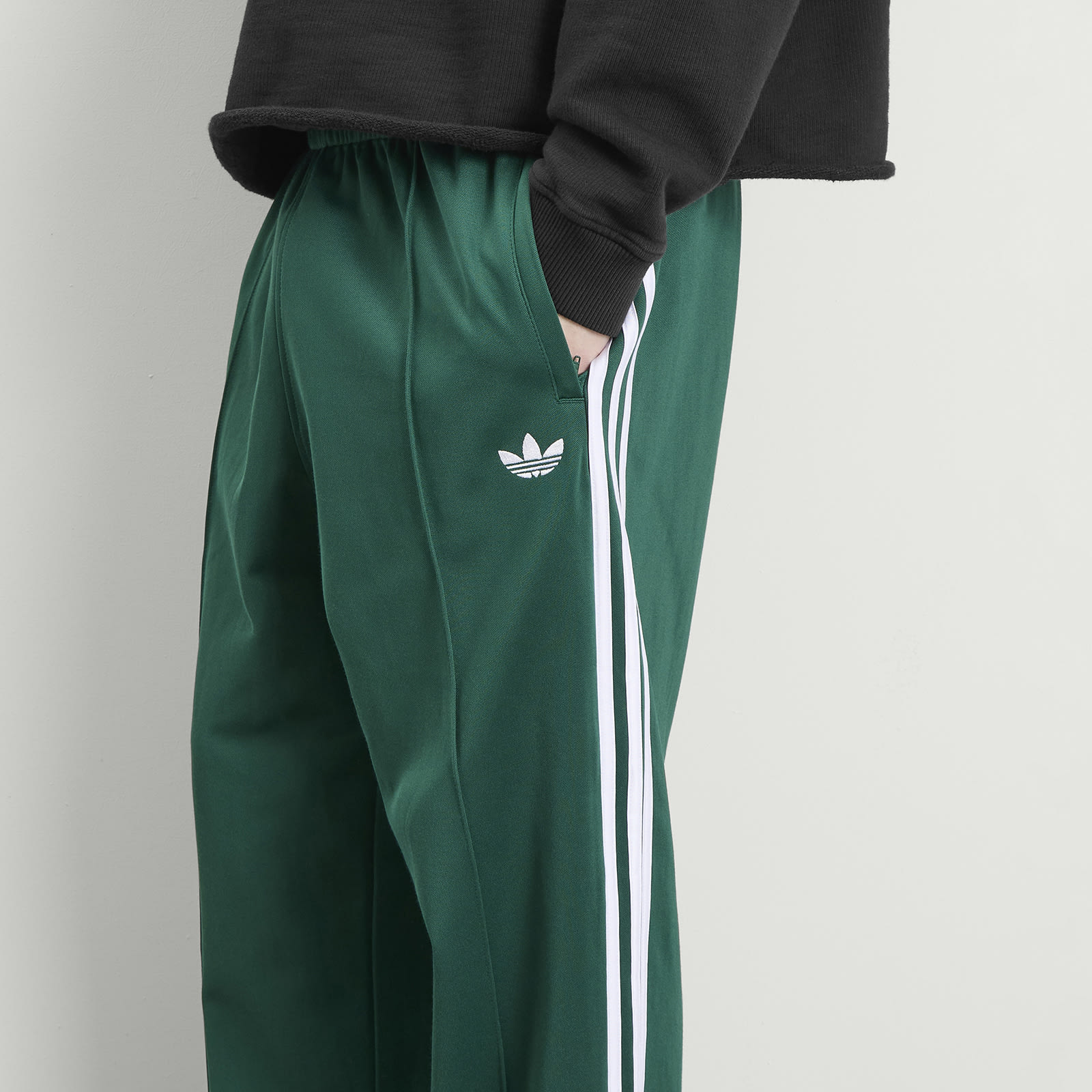 Men's Firebird Track Pant in Collegiate Green