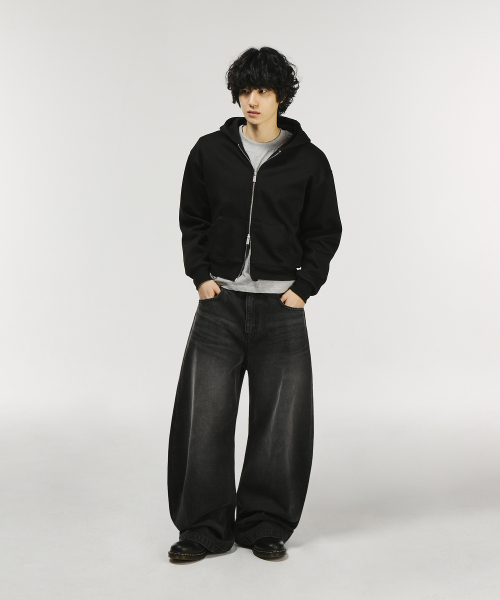 Curved Washed Denim Pants