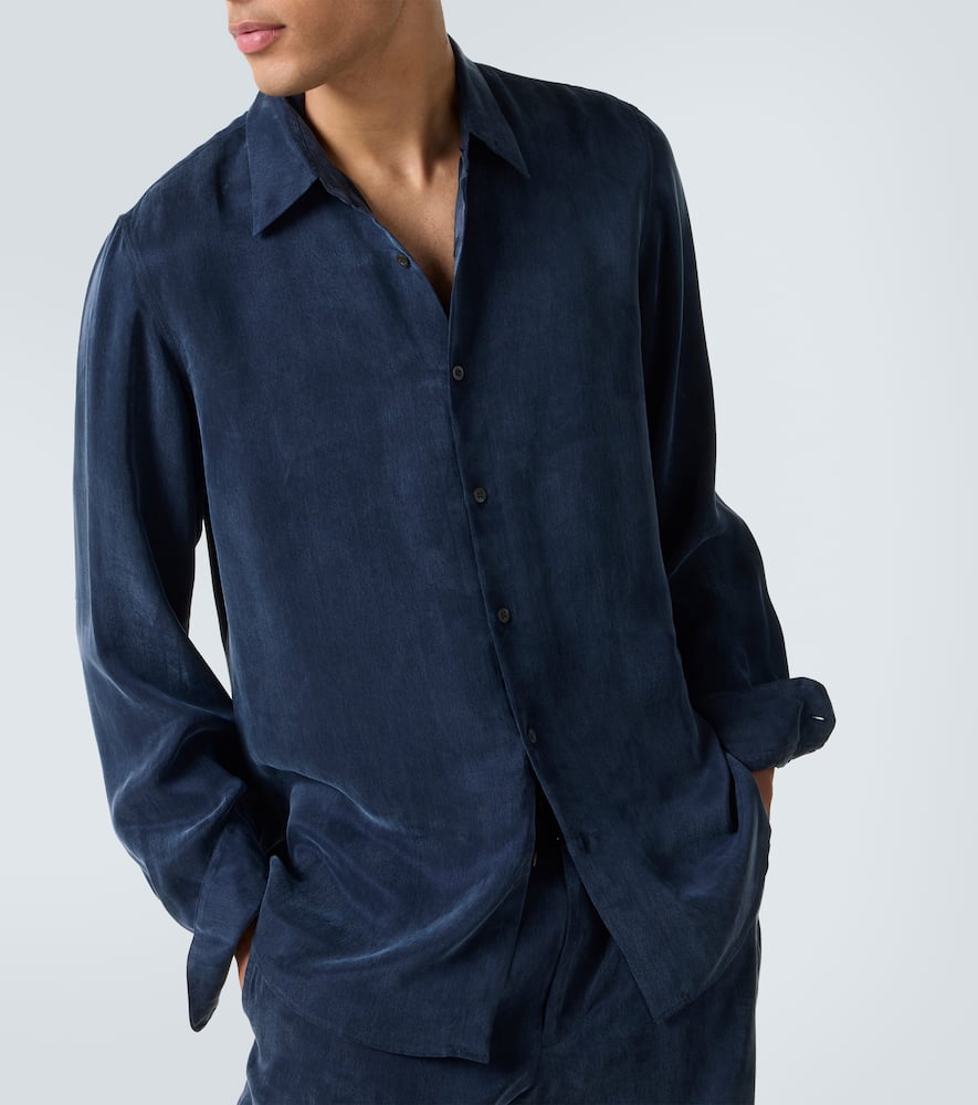 Oversized shirt