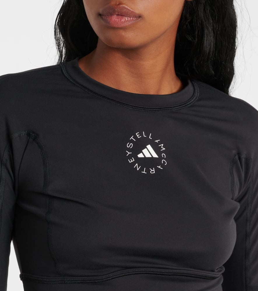 TrueStrength technical crop top