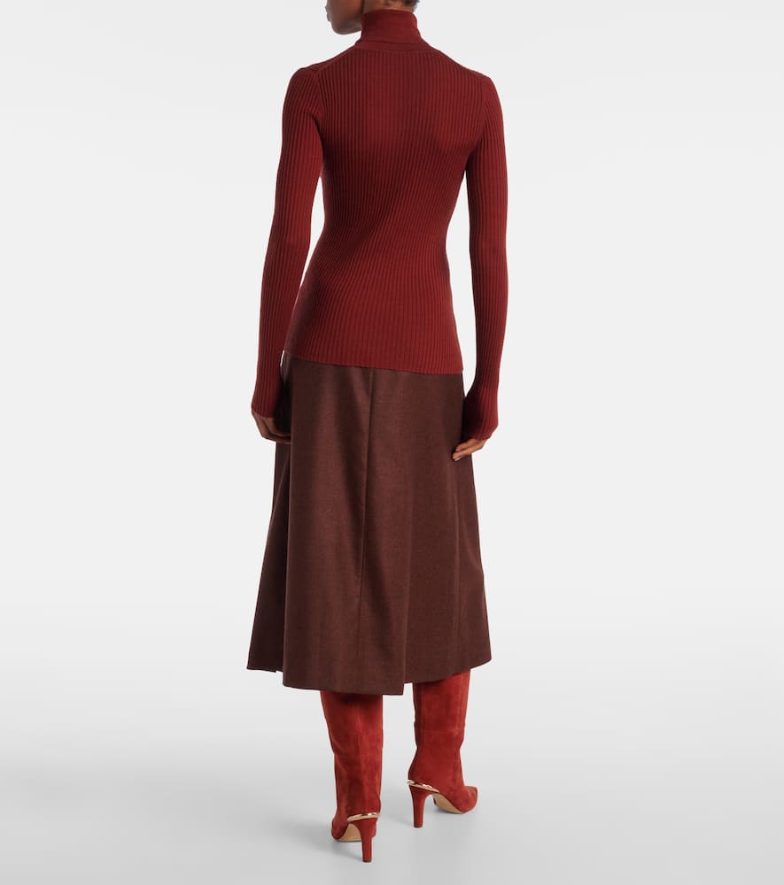 Peppe cashmere and silk turtleneck
