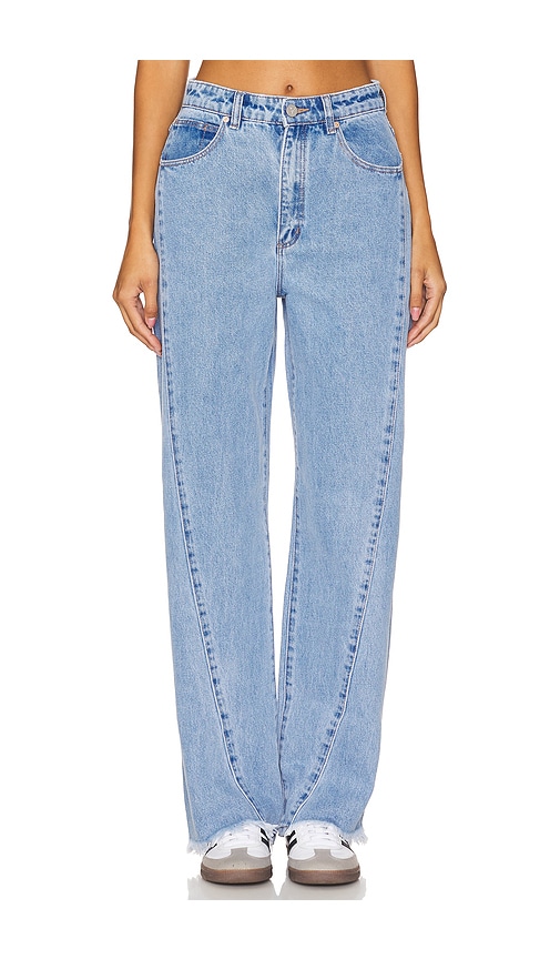 Abrand GERADES BEIN CARRIE in Denim-Light. Größe 33. Also in 24, 25, 26