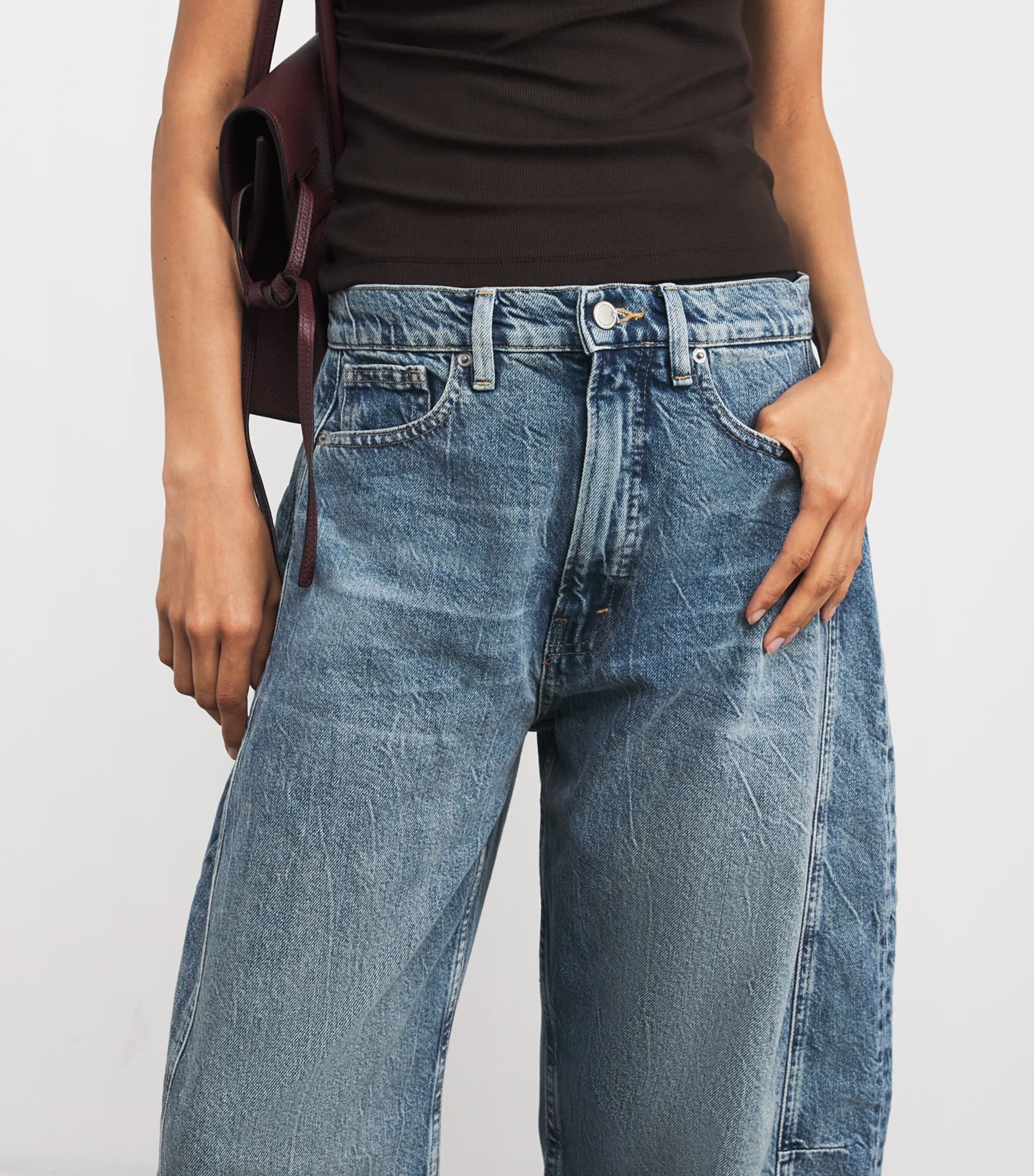 Good American Good Extreme Barrel Jeans