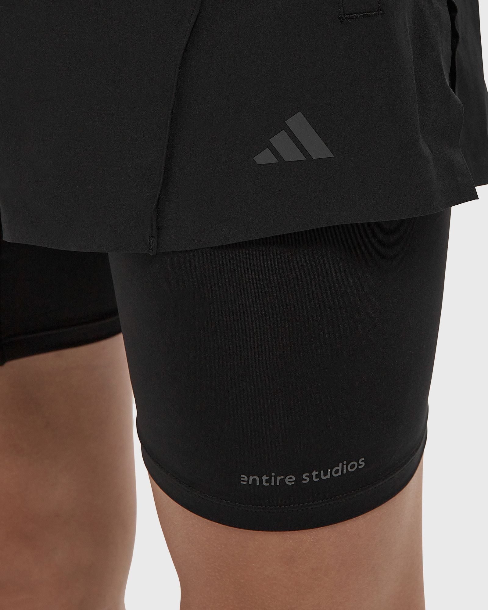 X ENTIRE STUDIOS D4T 2in1 SHORTS