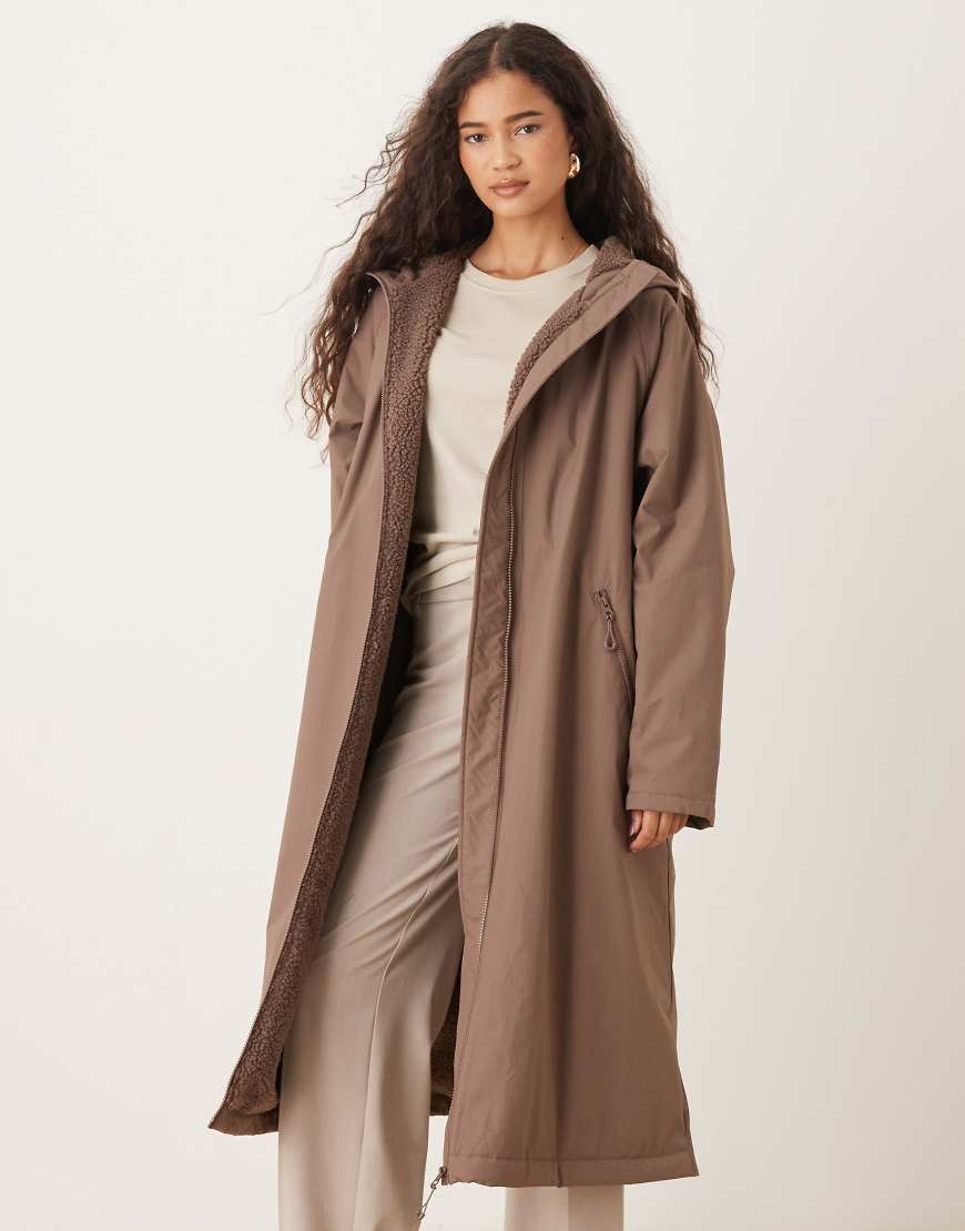 Longline fleece lined rain coat in mushroom-Brown