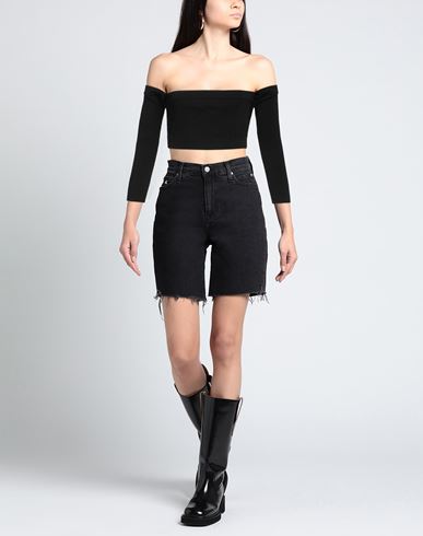 Woman Top Black