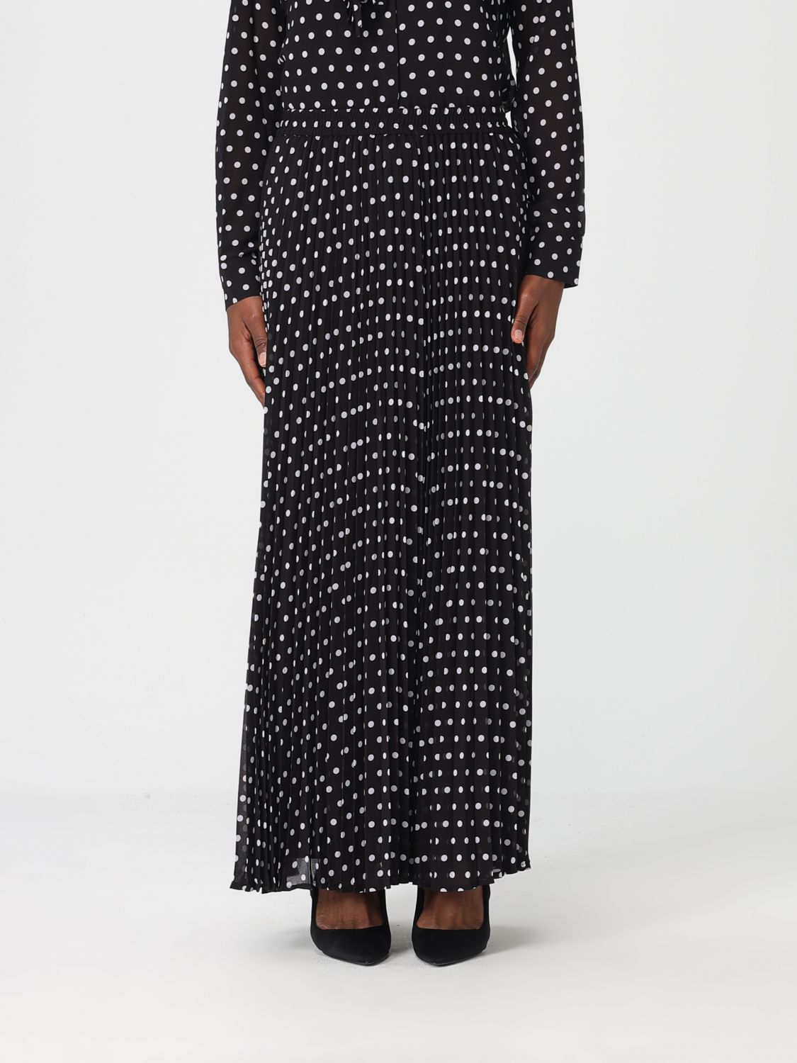Skirt Woman color Black