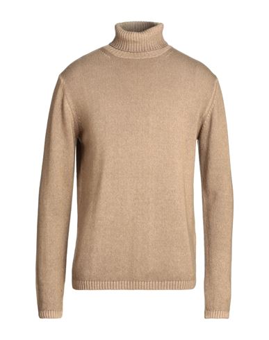 Man Turtleneck Camel