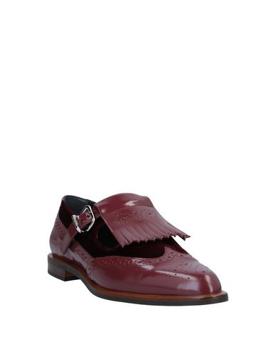 Woman Loafers Garnet