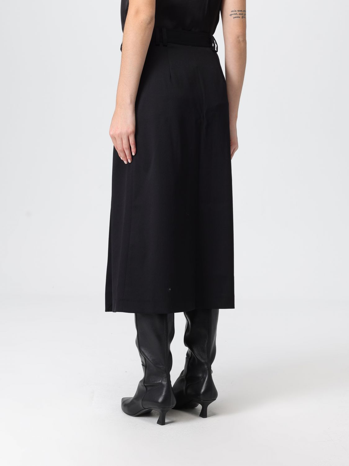Skirt Woman color Black