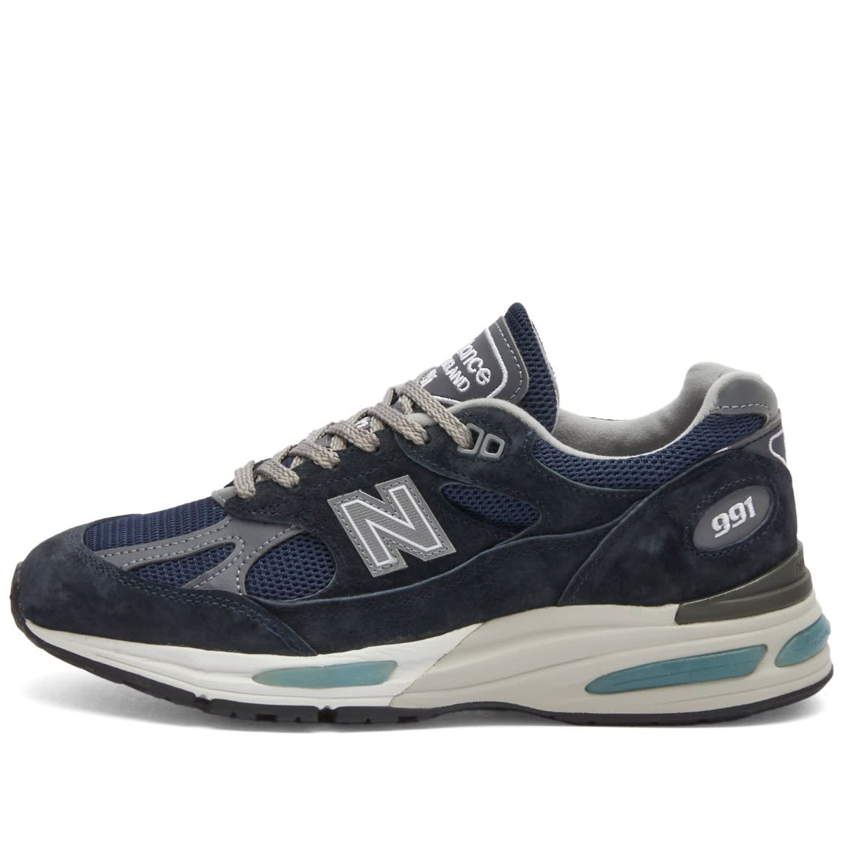 U991NV2 - Made in UK Sneakers in Dark Navy