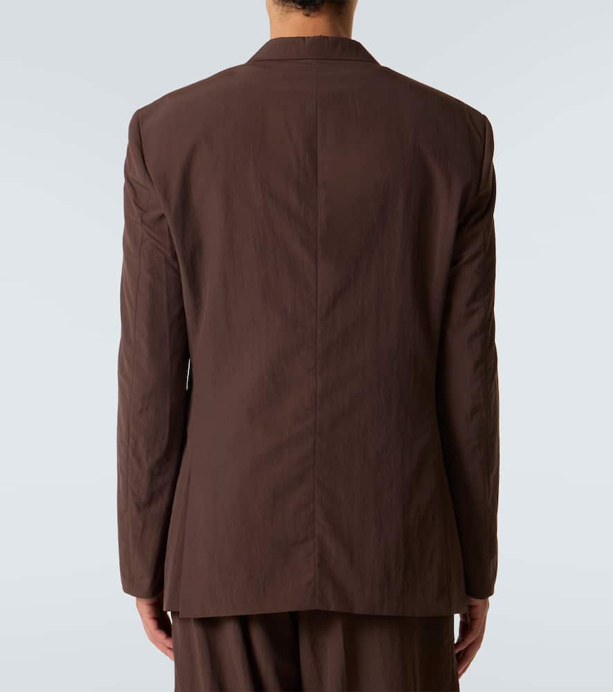 Single-breasted suit jacket