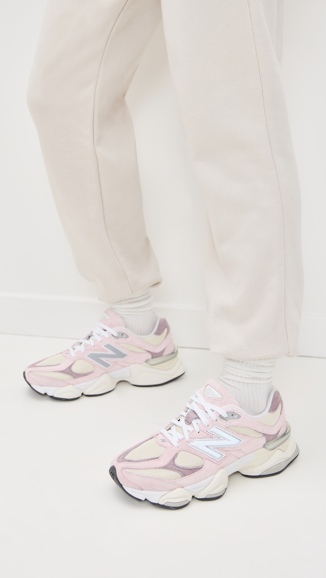 U9060 Sneakers Pink Beige W