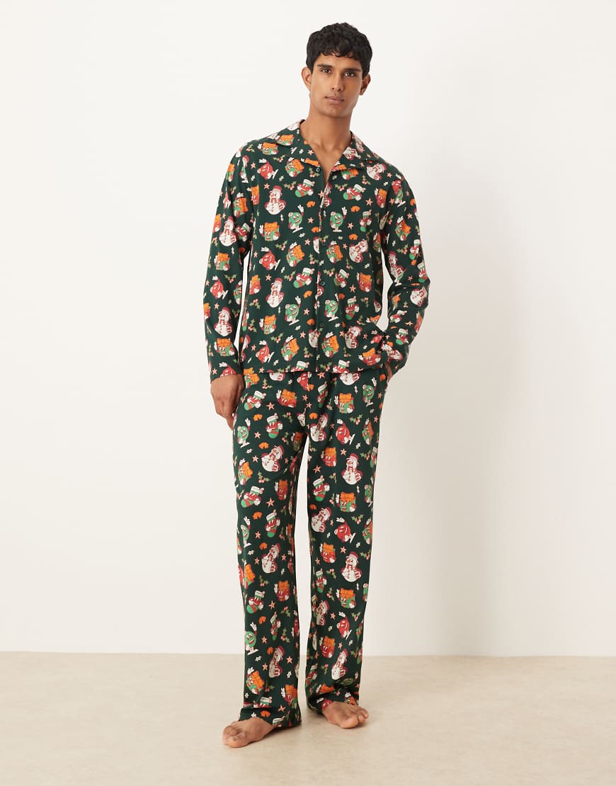 Pajama set with Christmas characters graphic in green