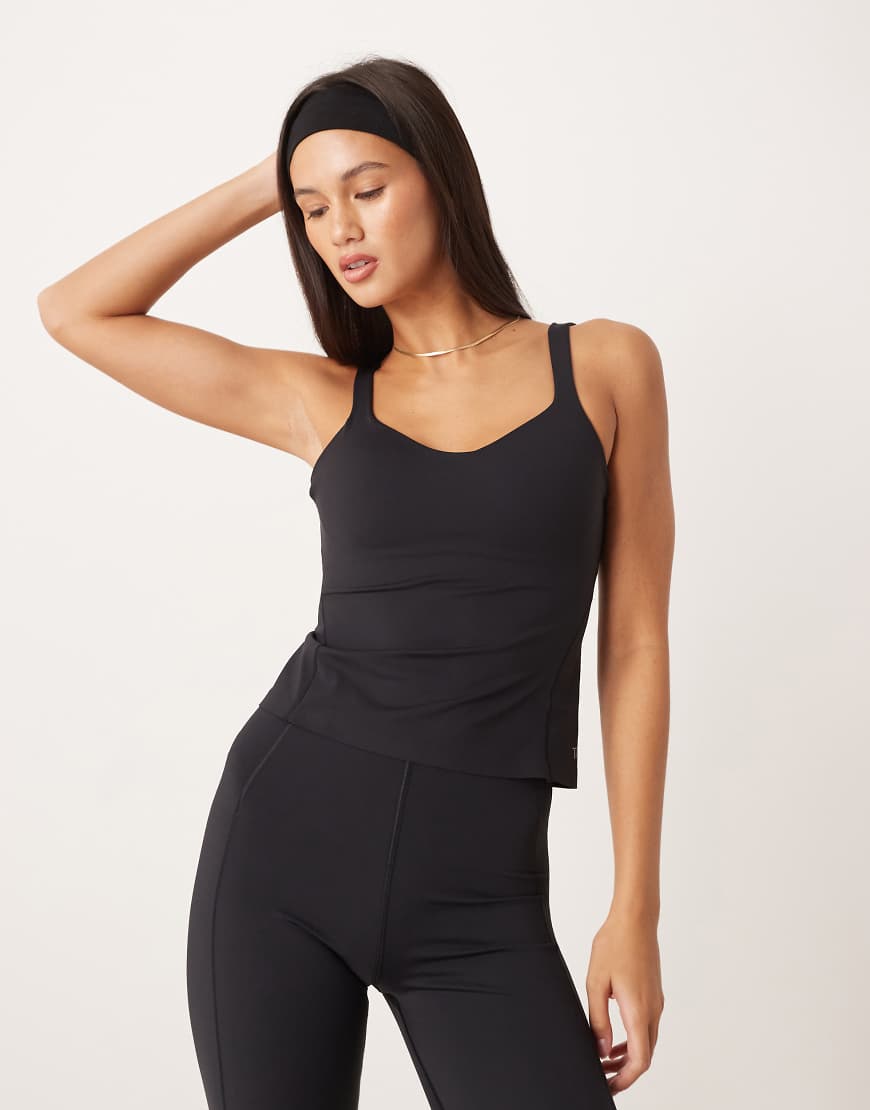 AirForm lift tank top in black