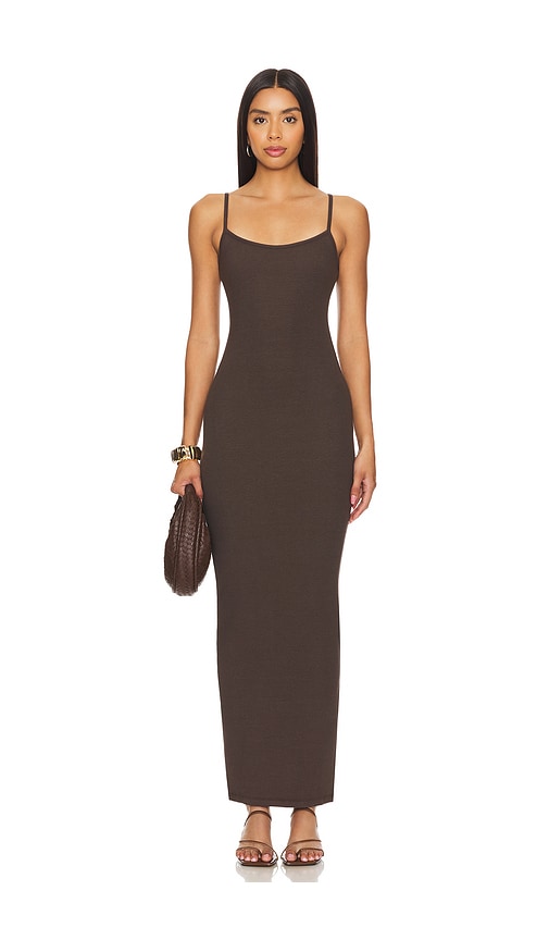 CLYQUE ROBE MAXI DONYA en Brown.  L. Also en