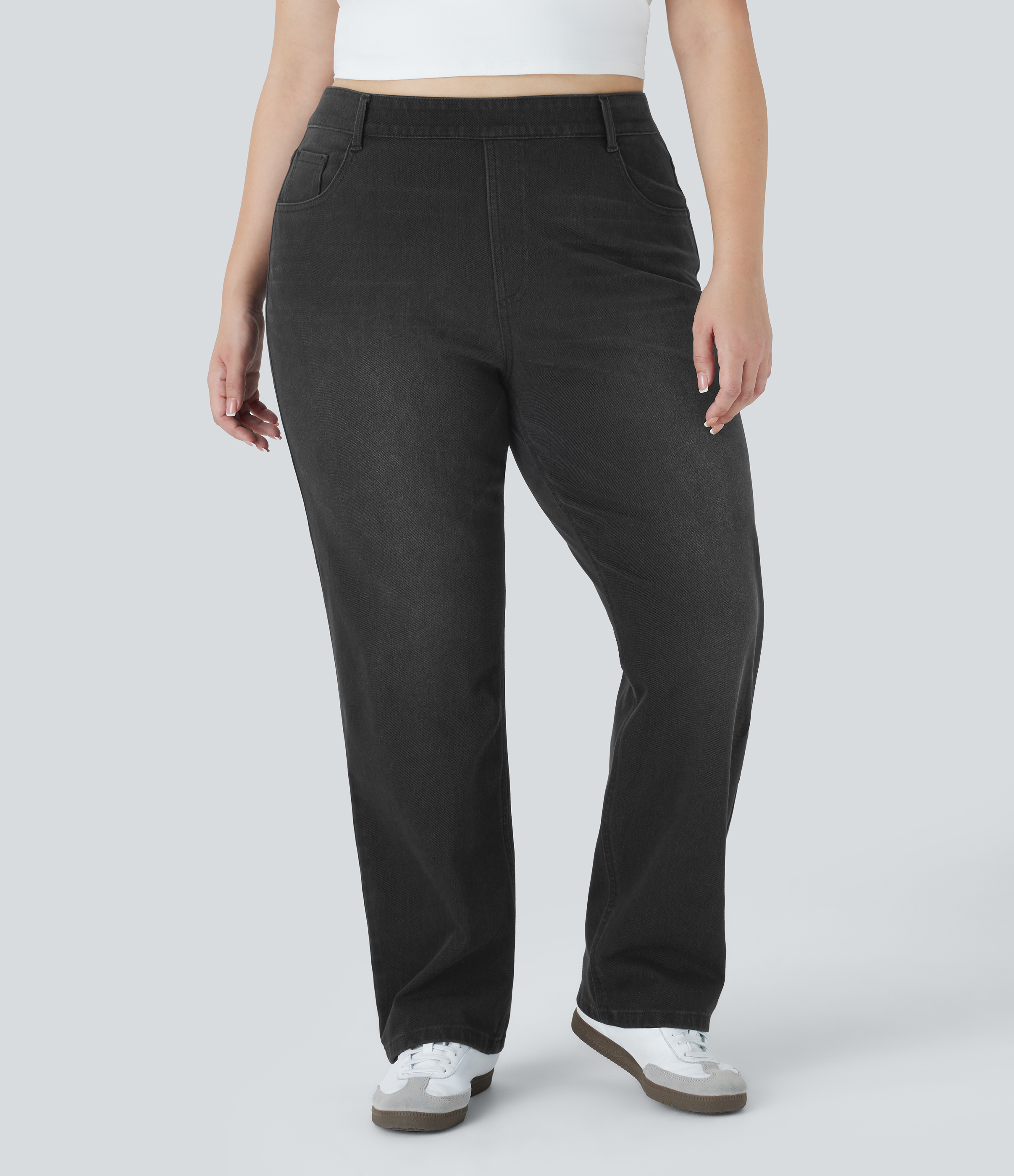 Magic™ Plus-Size, lässige, verwaschene Jeans aus elastischem Strick-Denim mit hohem Bund, mehreren Taschen und geradem Bein - Deep Ink Black Denim