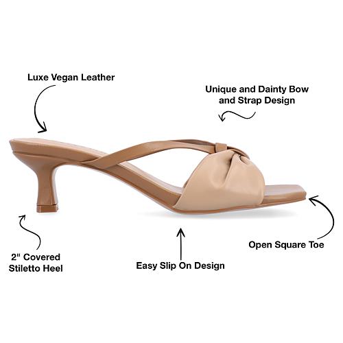 Collection Womens Starling Wide Width Pumps
