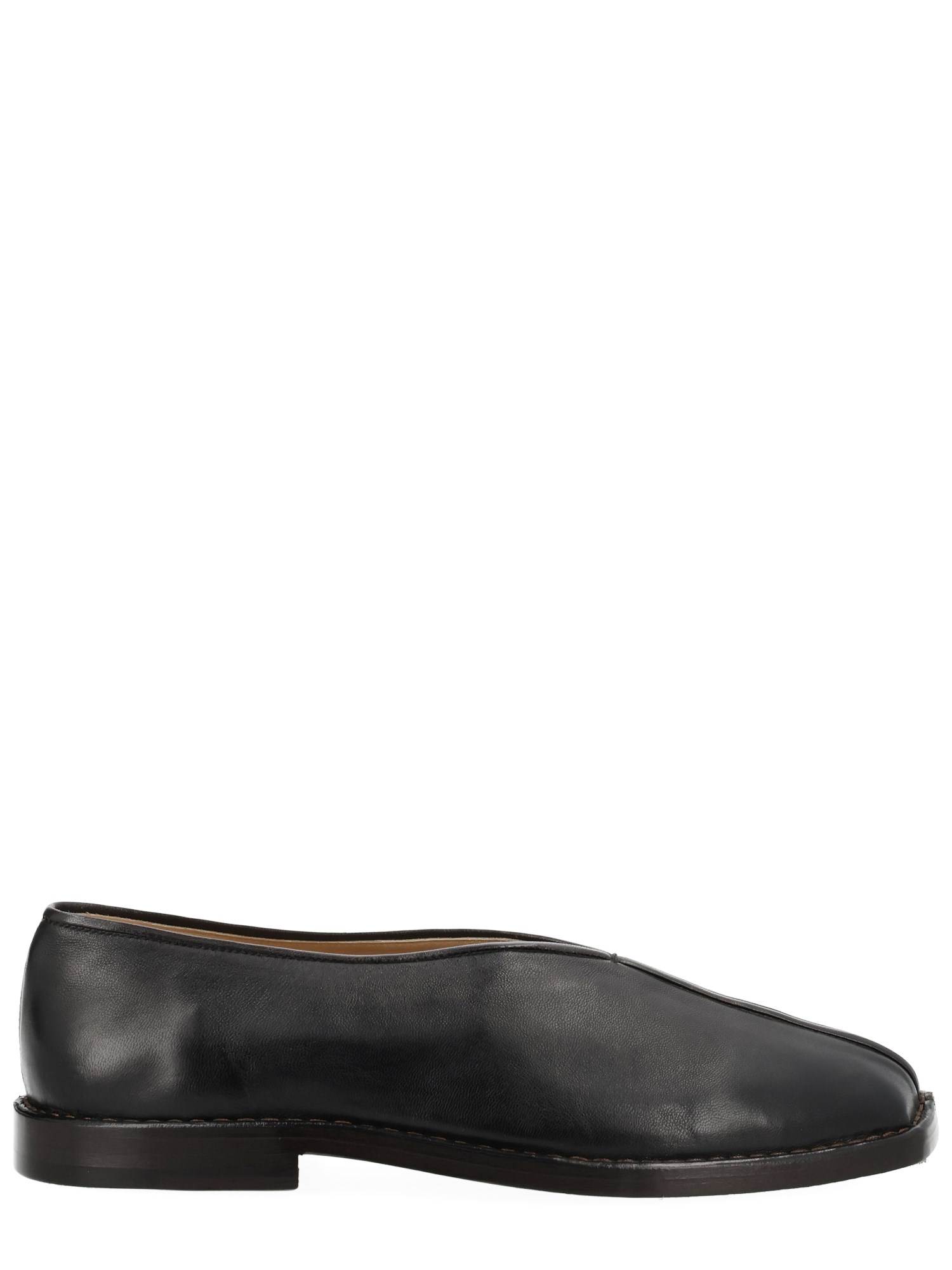 "flat piped" slipper