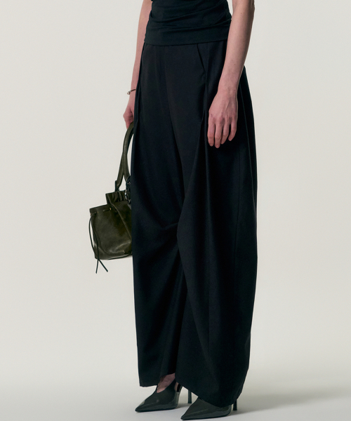 Soft-Curve Wide Pants_BLACK