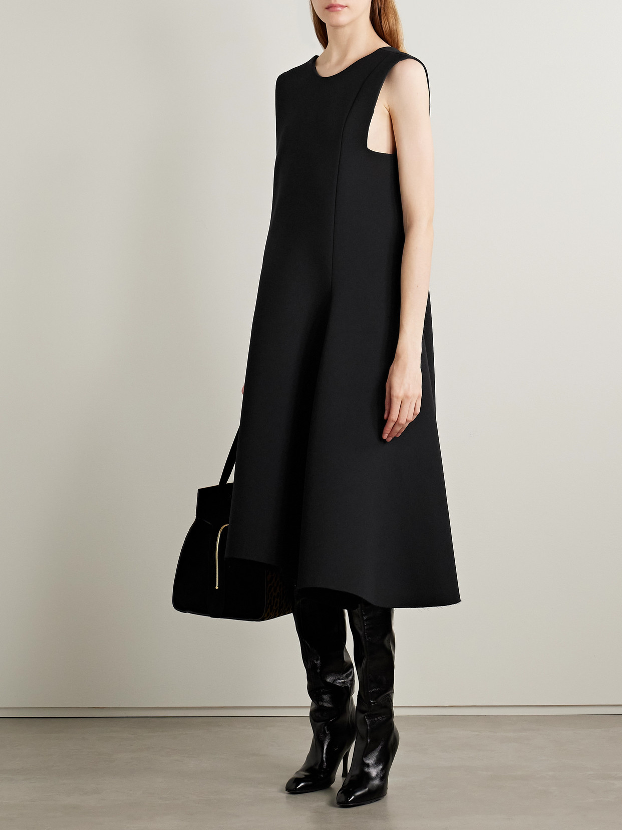 Medow Crepe Midi Dress - Black