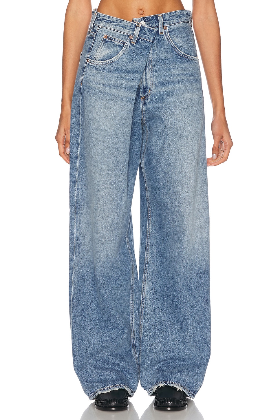 AGOLDE Vana Jeans in Blue. - 31 also , 25, 26, 27, 28