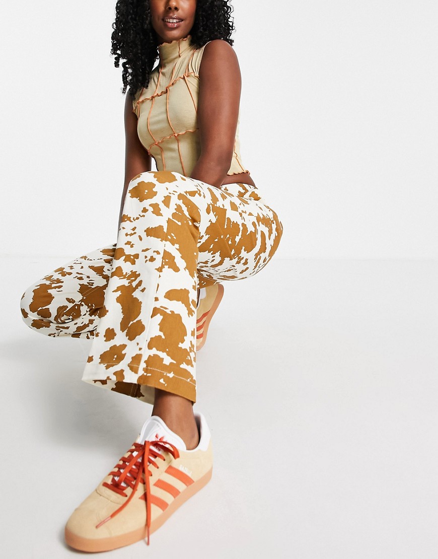 오베이 여성 카우 프린트의 편안한 스트레이트 핏 팬츠-멀티