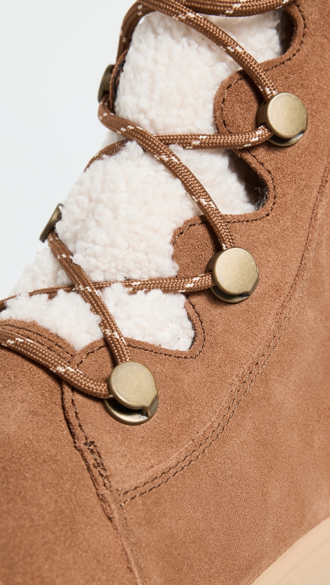 Explorer III Joan Cozy Boots Velvet Tan/Canoe