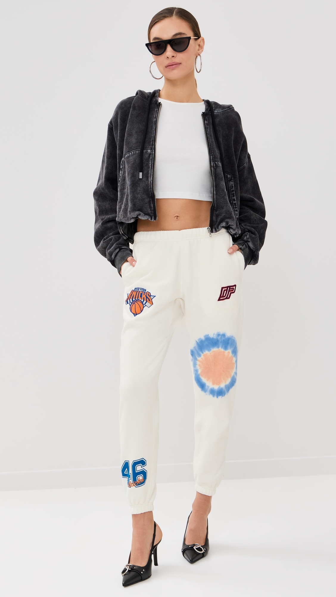 NY Knicks Bullseye Sweatpants White