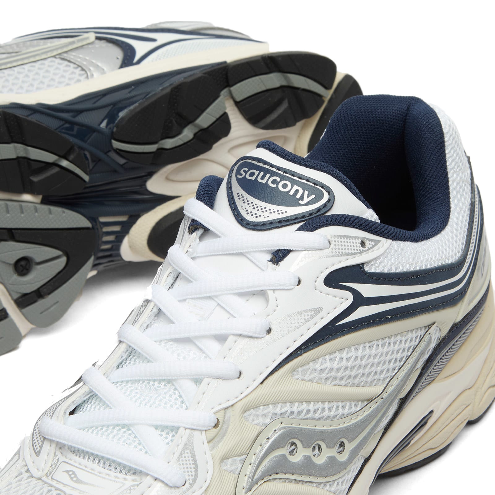 Men's Progrid Omni 9 Sneaker White/Navy
