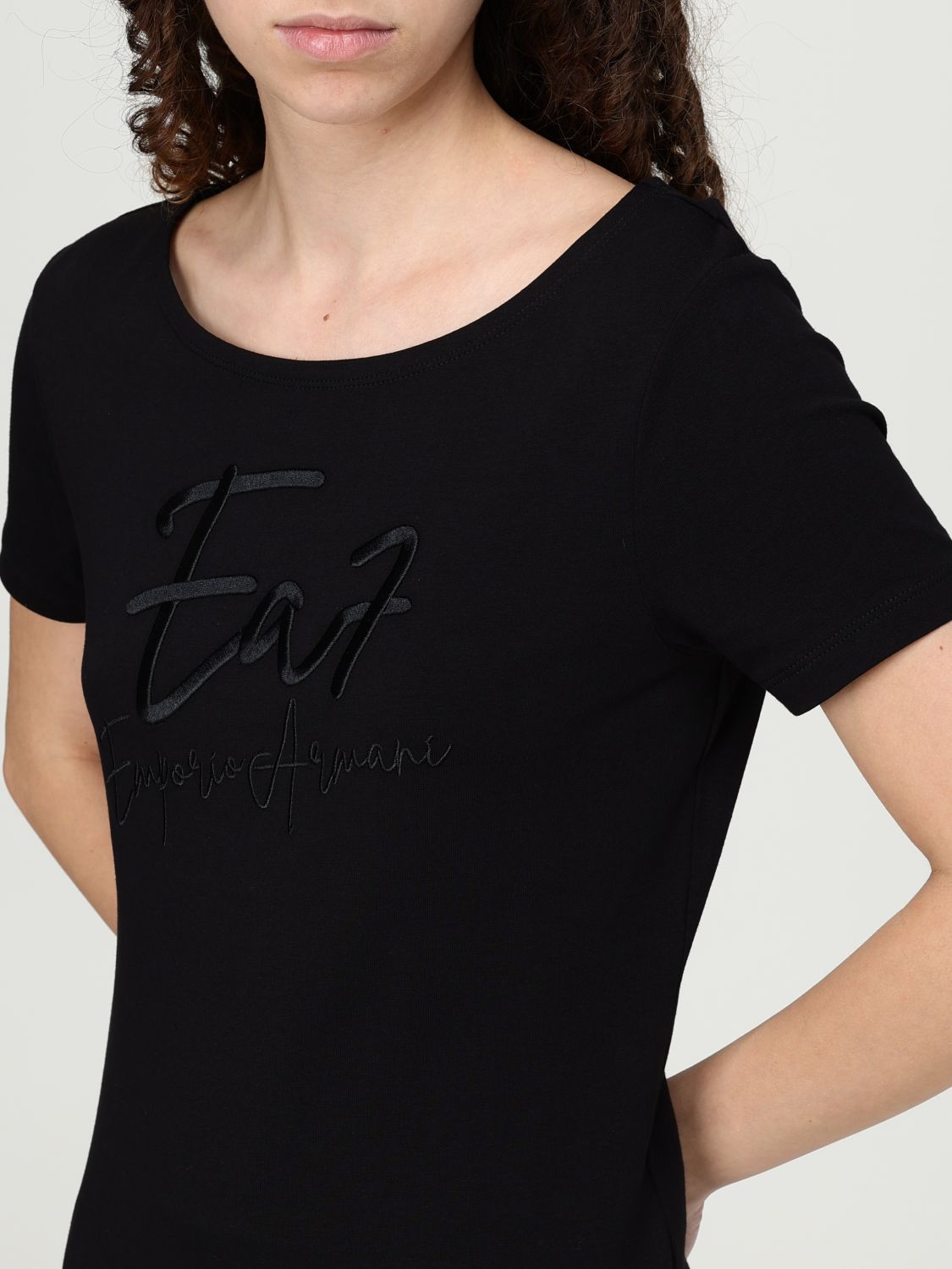 T-Shirt Woman color Black
