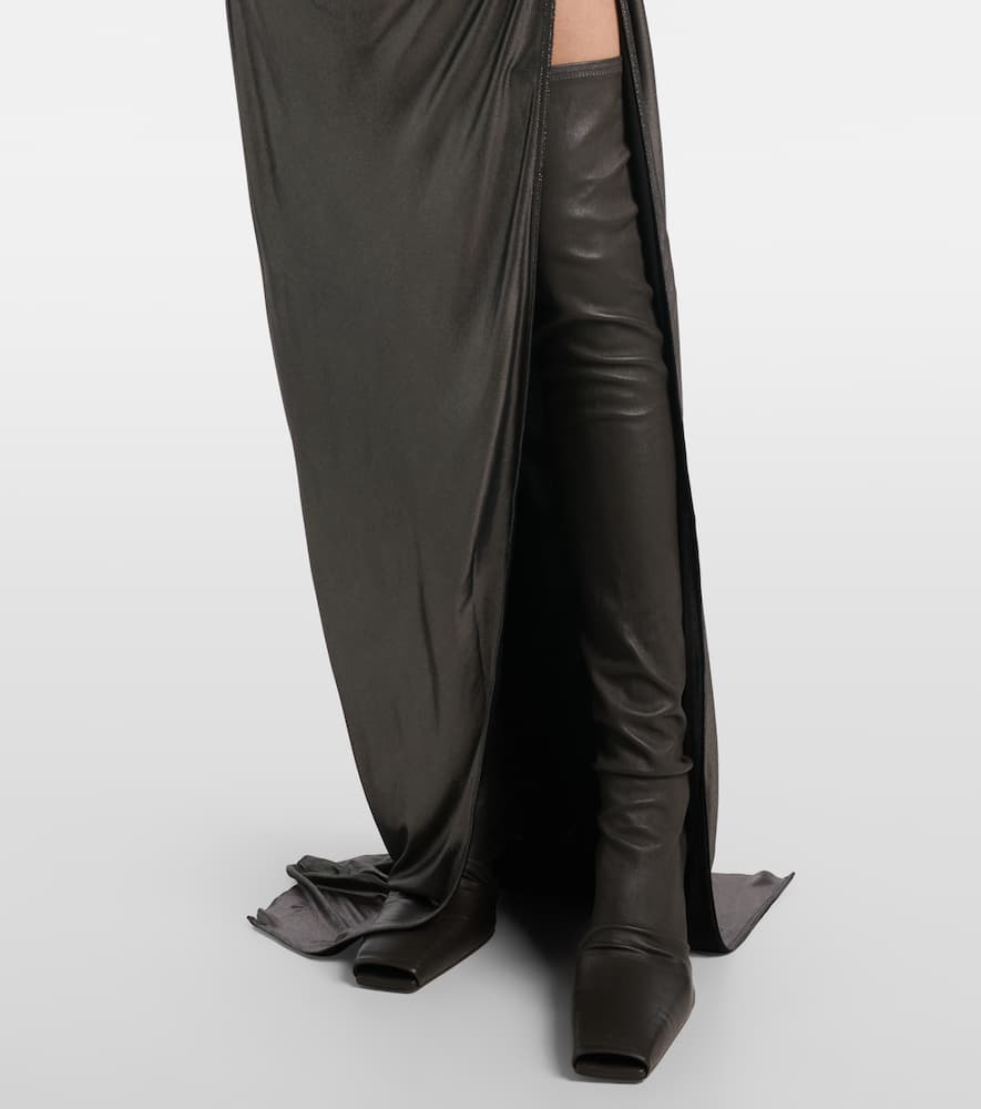 Ruched jersey gown
