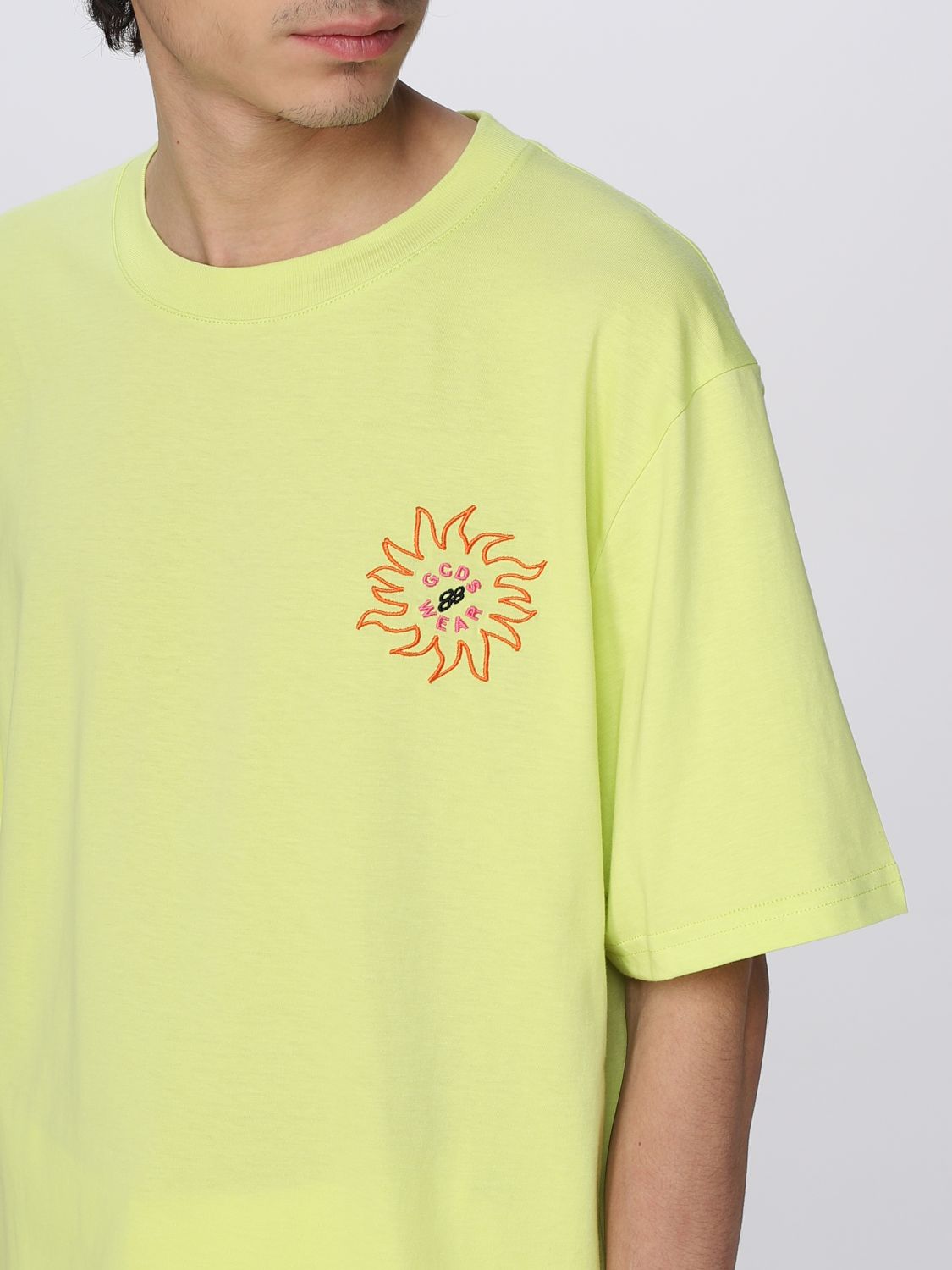 T-Shirt Men color Green