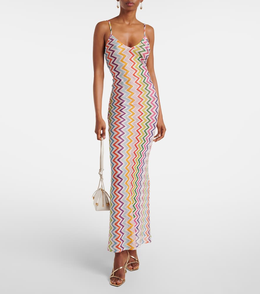 Zigzag open-back maxi dress