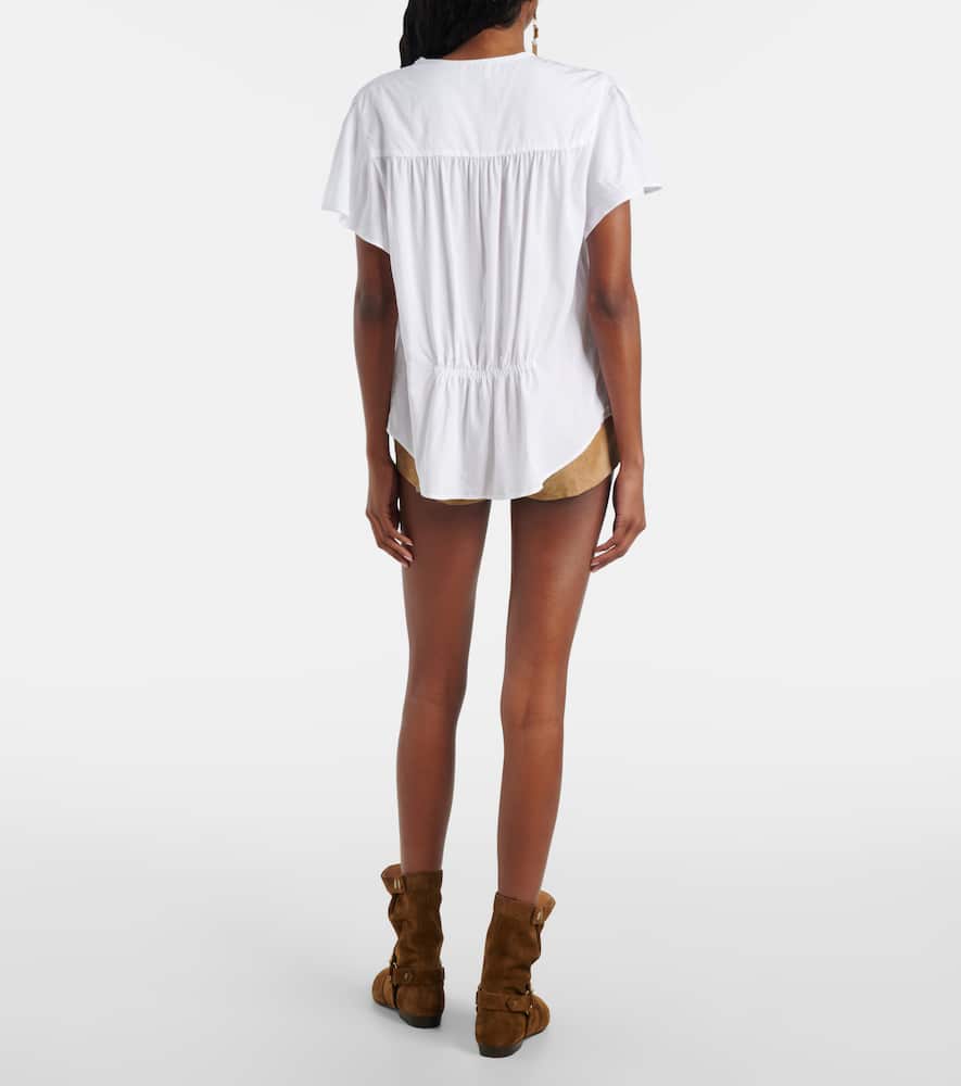 Synda gathered top
