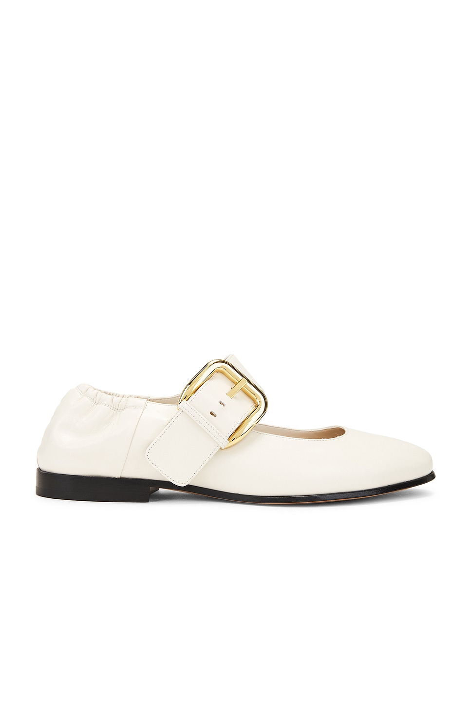 Bottega Veneta Astaire Flat in String - White. 38.5 also .5