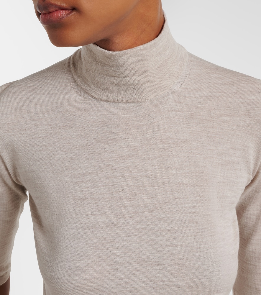 Boa virgin wool turtleneck top
