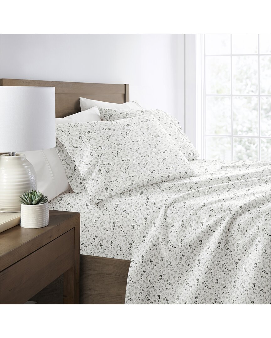 Delicate Blossoms Patterned Ultra-Soft Bed Sheet Set