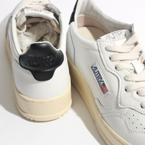 Leather Sneakers With Contrasting Heel Tab