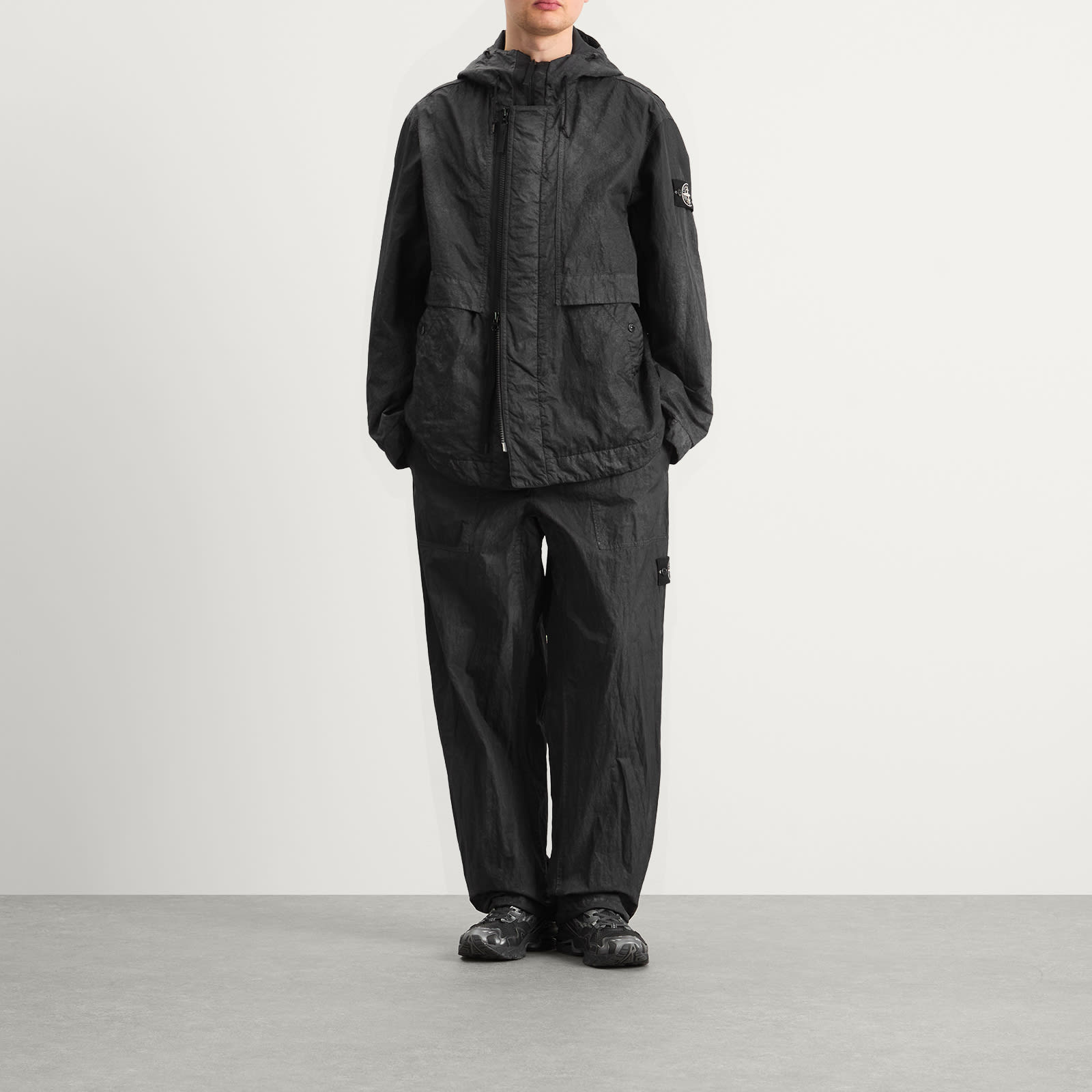 Men's Dense Nylon-TC Hand Sprayed Reflective Short Pa Black