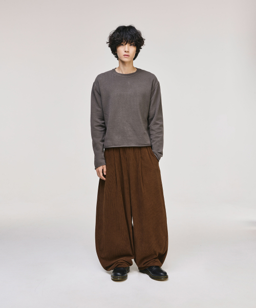 Curved Corduroy Banding Pants