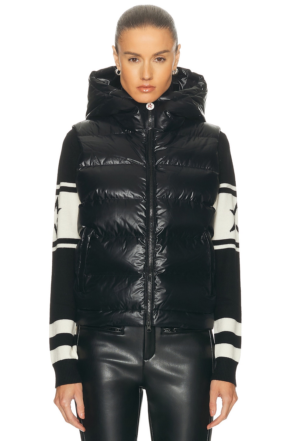 Perfect Moment Polar Flare Gilet in Black - Black. XS also in L, M