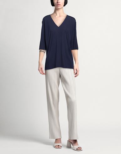 Woman T