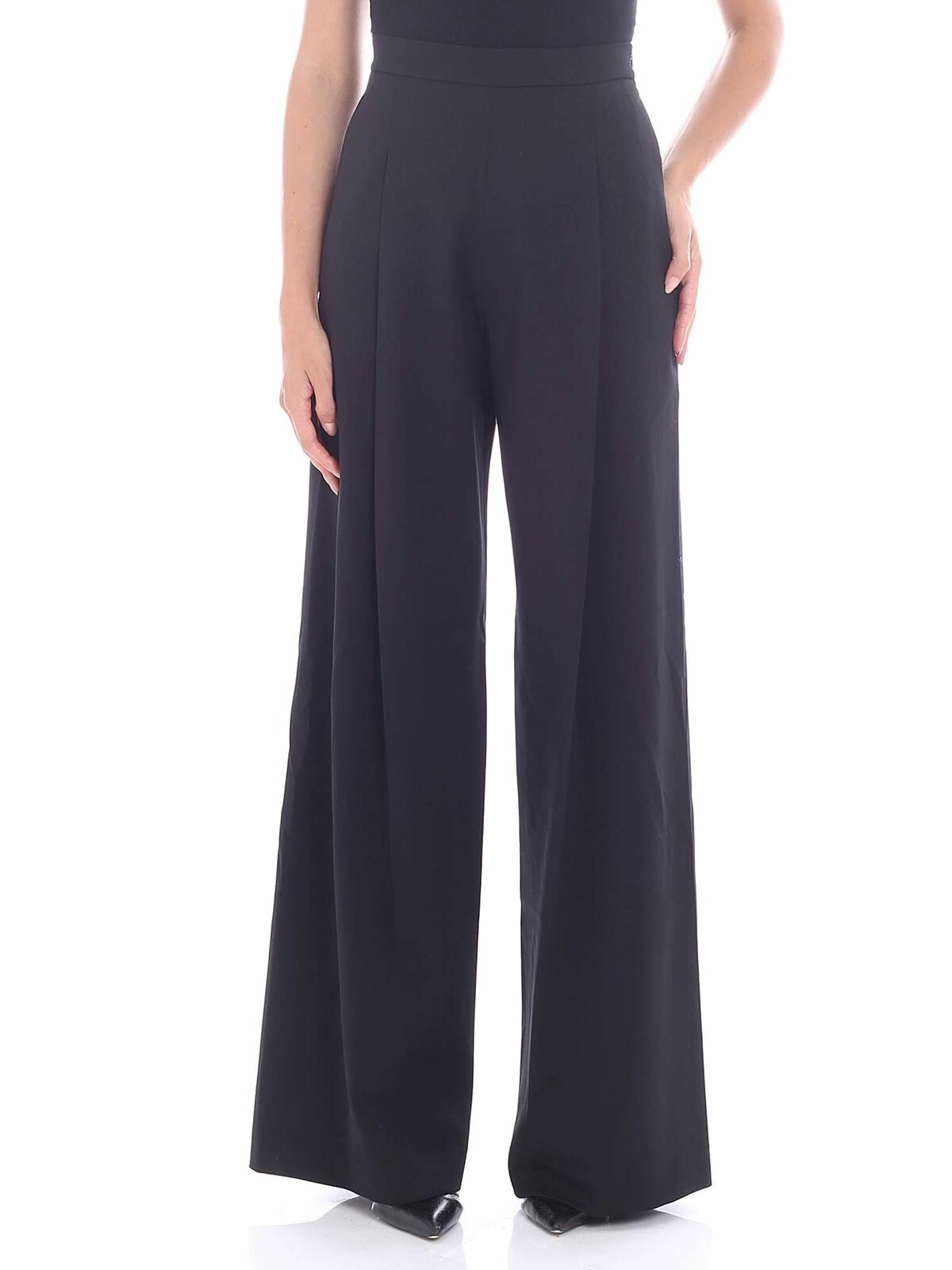 Black trousers with pleats
