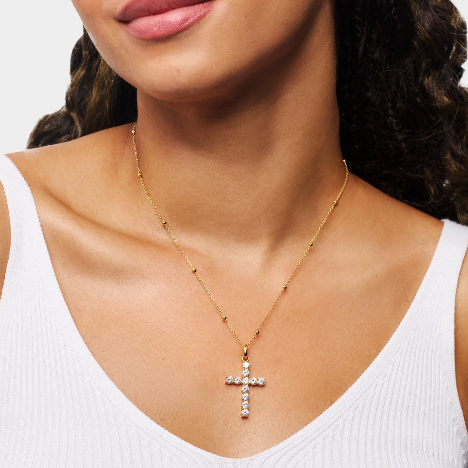 La Croix Crystal Cross Necklace (Gold)